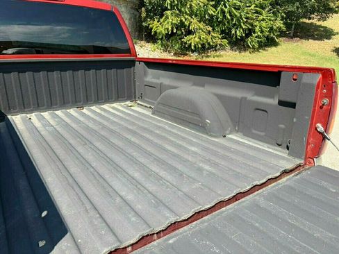 Used 2001 Chevrolet Silverado 1500 LS w/ Firm Ride Suspension Pkg RWD image 32