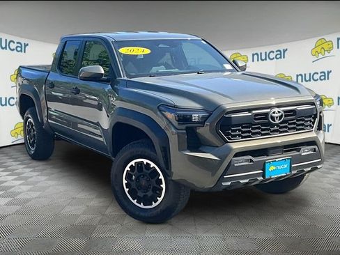 Used 2024 Toyota Tacoma TRD Off-Road AWD/4WD image 1