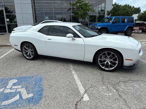 Used 2022 Dodge Challenger GT RWD image 41