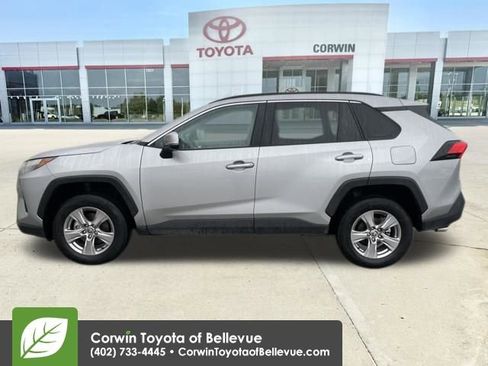 Used 2025 Toyota RAV4 XLE image 2