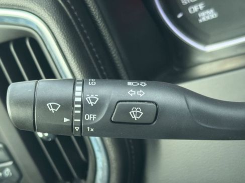 Used 2020 Chevrolet Silverado 1500 LT w/ All-Star Edition image 27