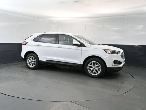 Used 2023 Ford Edge SEL w/ Convenience Package AWD/4WD image 7
