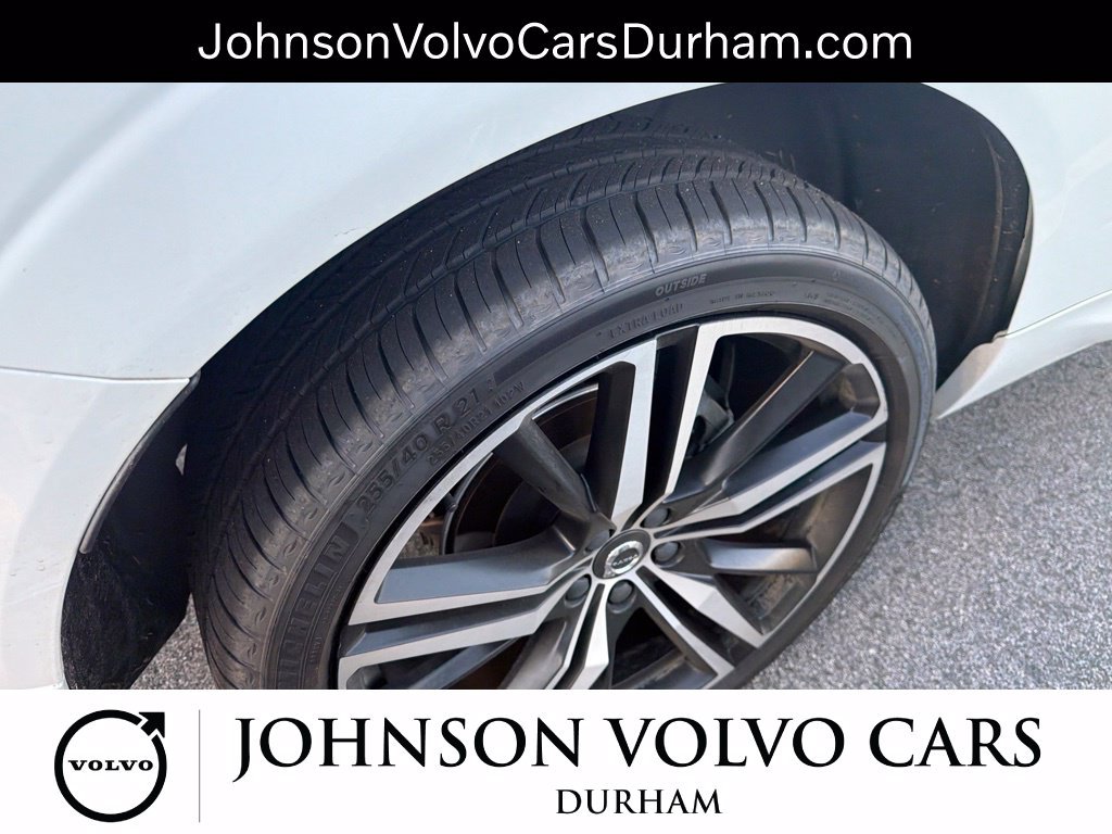 Used 2018 Volvo XC60 T5 R-Design w/ Convenience Package AWD/4WD image 21
