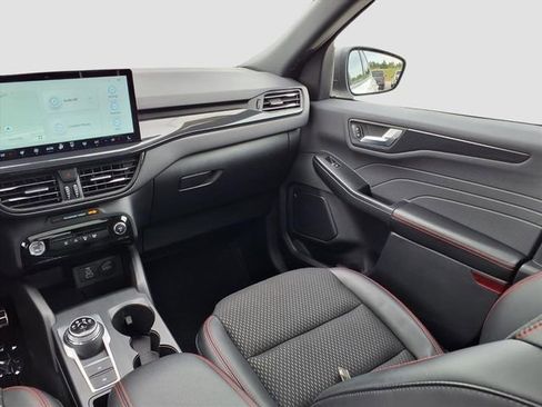 Used 2024 Ford Escape ST-Line w/ Tech Pack #1 image 13