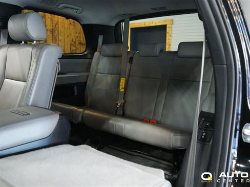 Used 2010 Toyota Sequoia Platinum AWD/4WD image 33