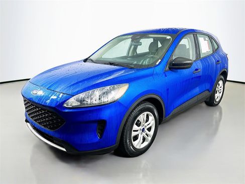 Used 2020 Ford Escape S image 3