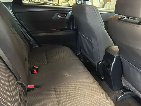 Used 2018 Toyota Corolla iM FWD image 24