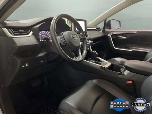 Used 2024 Toyota RAV4 XLE Premium image 60