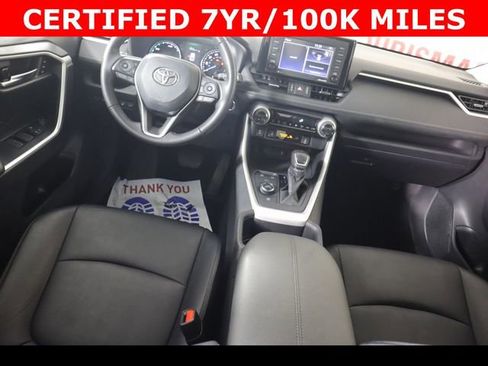 Used 2022 Toyota RAV4 XLE Premium image 28