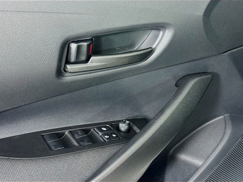 Used 2025 Toyota Corolla LE image 23