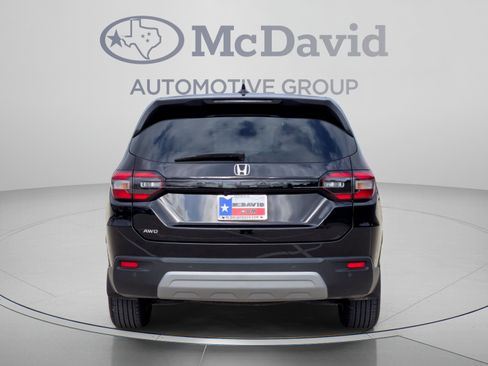 Certified 2024 Honda Pilot EX-L image 5