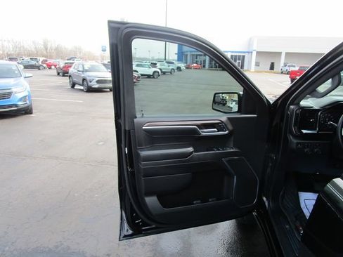 Certified 2024 Chevrolet Silverado 1500 LT w/ Z71 Off-Road Package image 16