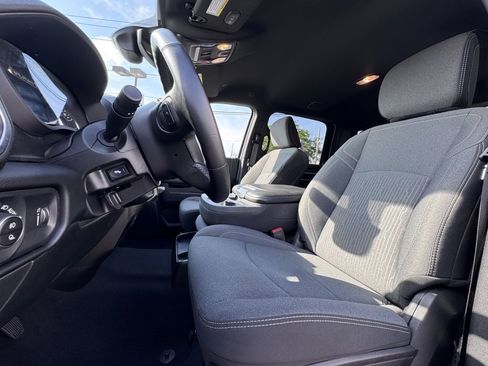 Used 2025 RAM 2500 Big Horn image 16