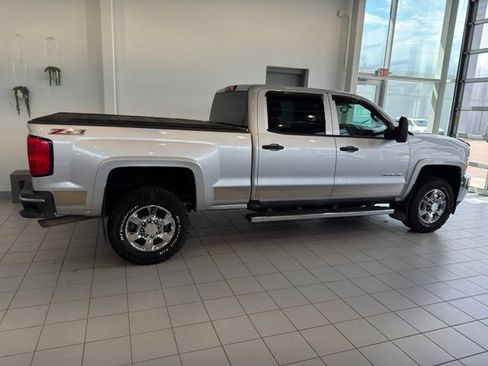 Used 2015 Chevrolet Silverado 3500 LT w/ LT Convenience Package AWD/4WD image 34