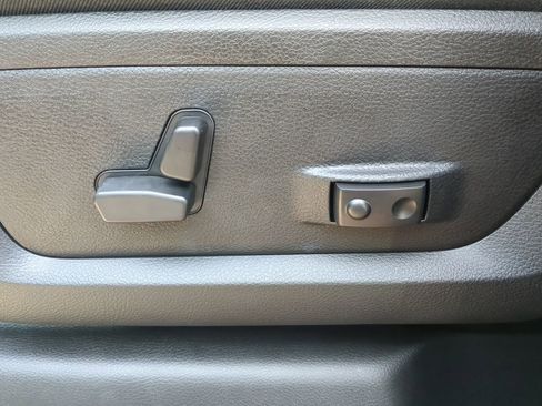 New 2025 RAM 2500 Laramie image 28