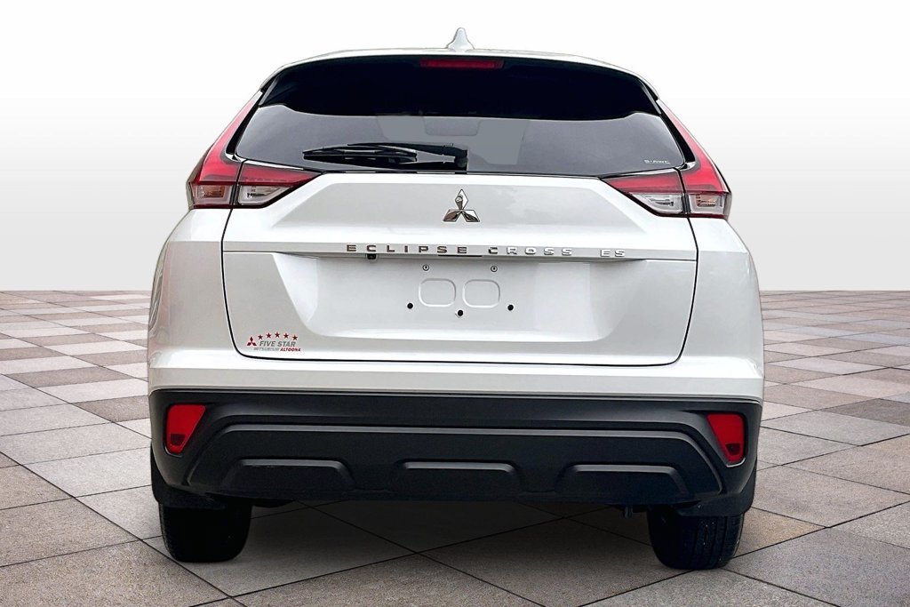 Used 2024 Mitsubishi Eclipse Cross ES AWD/4WD image 4