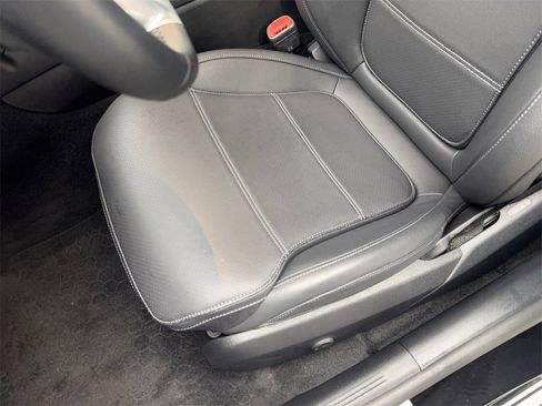 Used 2024 Mercedes-Benz C 300 C 300 image 28