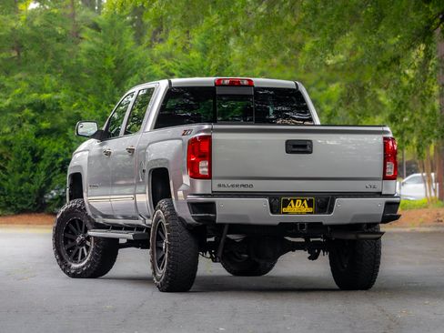 Used 2018 Chevrolet Silverado 1500 LTZ Z71 w/ LTZ Plus Package AWD/4WD image 3