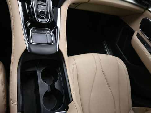 Used 2024 Acura RDX SH-AWD image 10