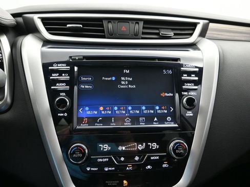 Used 2016 Nissan Murano S w/ Navigation Package FWD image 15