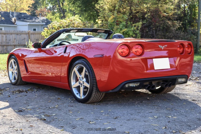 Used 2005 Chevrolet Corvette Convertible w/ Preferred Equipment Group RWD image 5