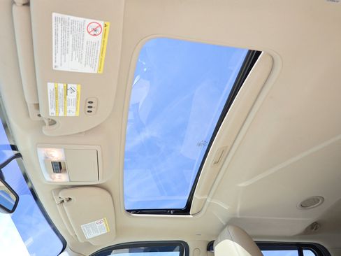 Used 2017 Ford Expedition Limited w/ Equipment Group 301A image 23