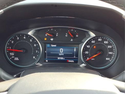 Used 2024 Chevrolet Equinox LT w/ LPO, Floor Liner Package FWD image 29