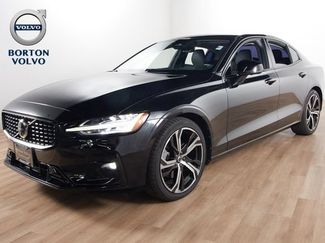 Used 2024 Volvo S60 B5 Plus w/ Climate Package AWD/4WD video 1