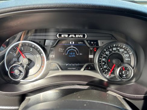 Used 2020 RAM 2500 Big Horn w/ Level 2 Equipment Group AWD/4WD image 16
