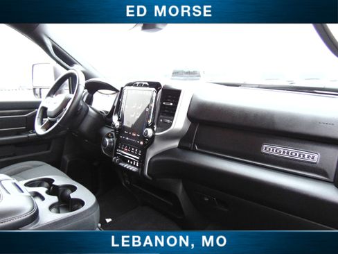 Used 2024 RAM 2500 Big Horn w/ Sport Appearance Package image 18
