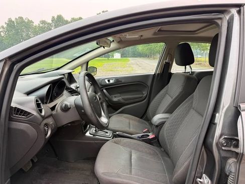 Used 2016 Ford Fiesta SE w/ Equipment Group 201A FWD image 7