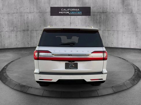 Used 2018 Lincoln Navigator Reserve w/ Technology Package image 6