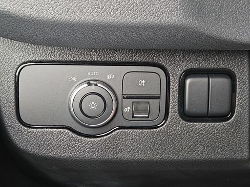 Used 2023 Mercedes-Benz Sprinter 3500 image 29