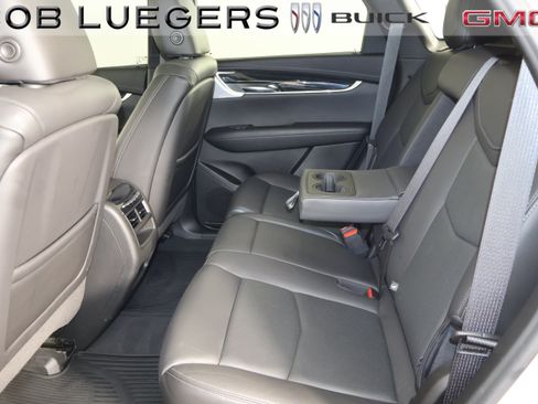 Used 2020 Cadillac XT5 Premium Luxury FWD image 11
