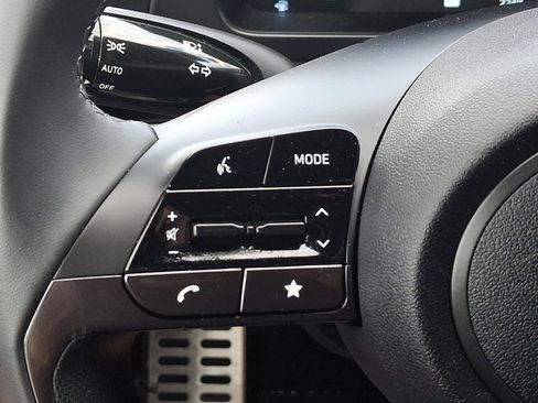 Certified 2025 Hyundai Elantra Sport FWD image 20
