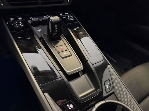 New 2026 Porsche 911 Carrera image 18