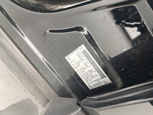 Used 2023 Nissan Rogue S FWD image 12