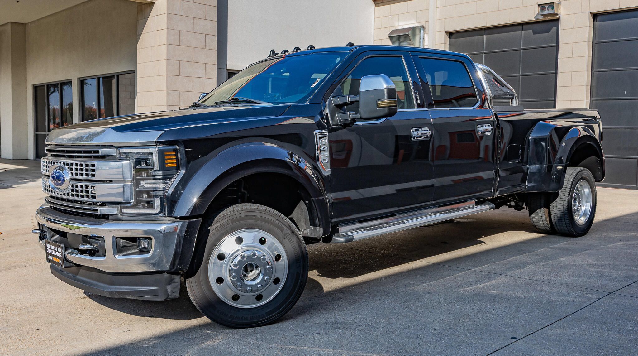 Used 2019 Ford F450 Platinum w/ Platinum Ultimate Package AWD/4WD image 45