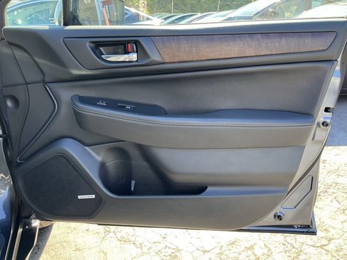 Used 2017 Subaru Outback 2.5i Limited image 63