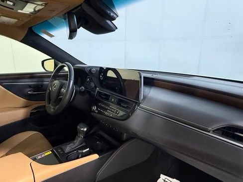 Used 2025 Lexus ES 350 w/ Premium Package FWD image 34