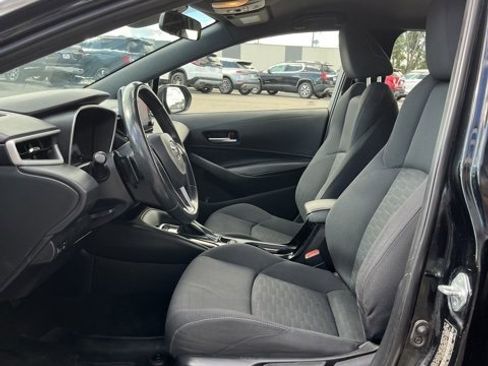 Used 2019 Toyota Corolla SE image 32
