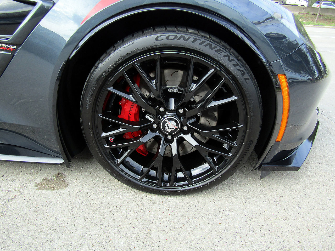 Used 2019 Chevrolet Corvette Grand Sport RWD image 22