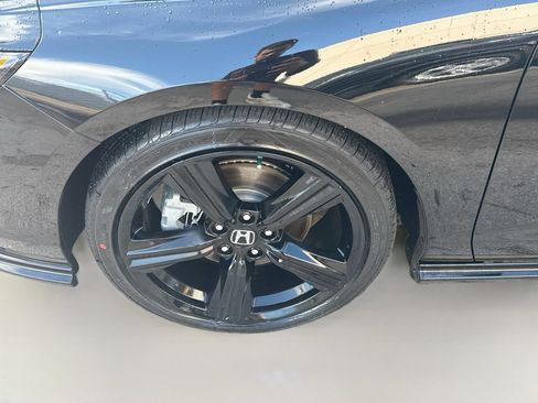 Certified 2024 Honda Accord Sport image 35