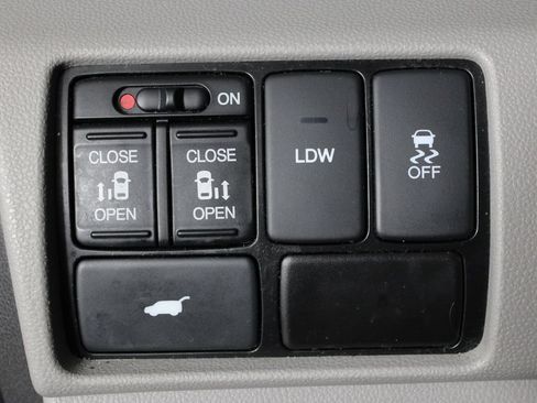 Used 2016 Honda Odyssey EX-L image 25