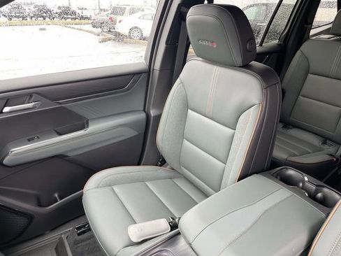 New 2026 GMC Acadia AT4 w/ Luxury Package image 26