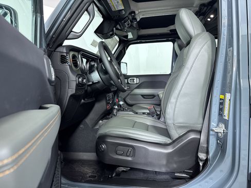New 2026 Jeep Gladiator Mojave AWD/4WD image 5