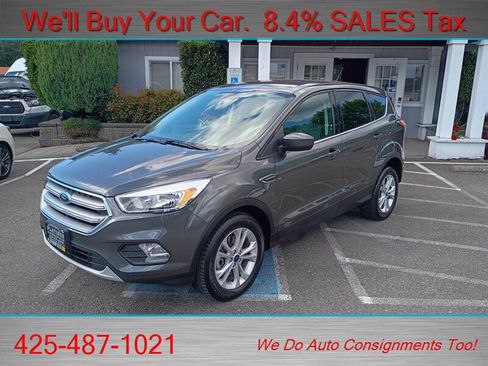 Used 2017 Ford Escape SE AWD/4WD image 1
