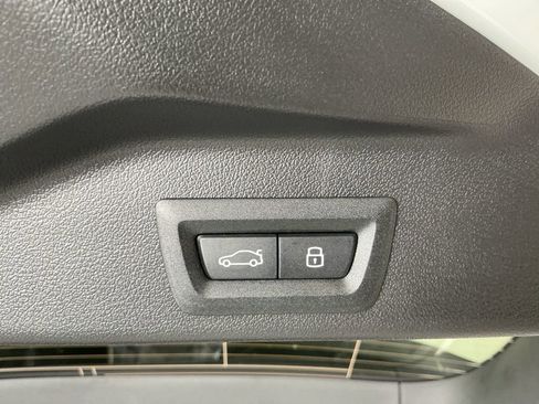 New 2026 BMW X5 sDrive40i w/ M Sport Package image 30