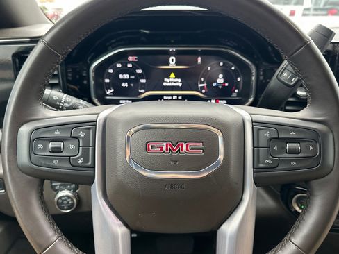 Certified 2025 GMC Sierra 1500 SLT image 22