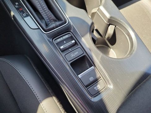 Certified 2024 Honda Civic Sport image 25